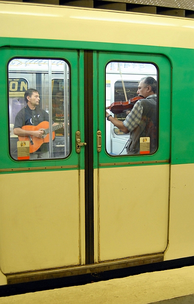 Metro_07.jpg - .